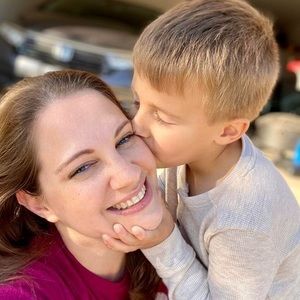 Meet your Posher, Rebecca